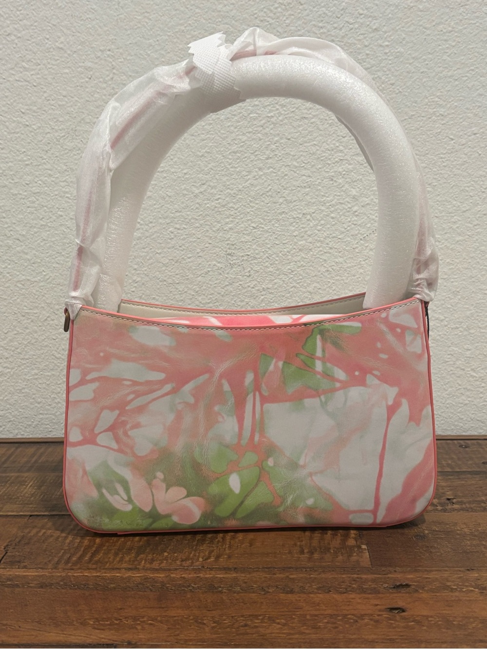 Kurt Geiger Pastel Pink & Green Floral Leather Shoulder Bag w/ additional strap - Picture 5 of 10